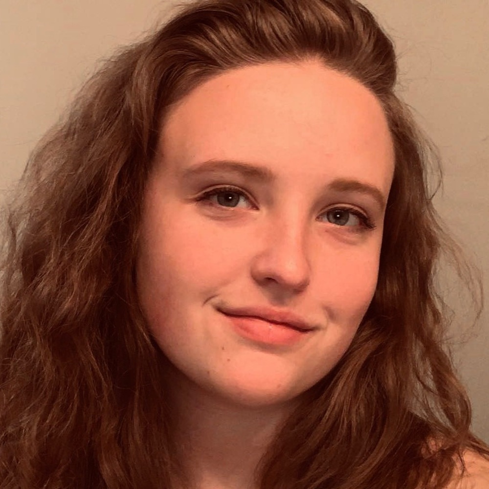 Meet your Posher, Caitlyn